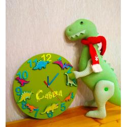 Часы настенные именные "Савва" с фигурками