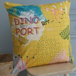 Подушка Трицератопс желтая